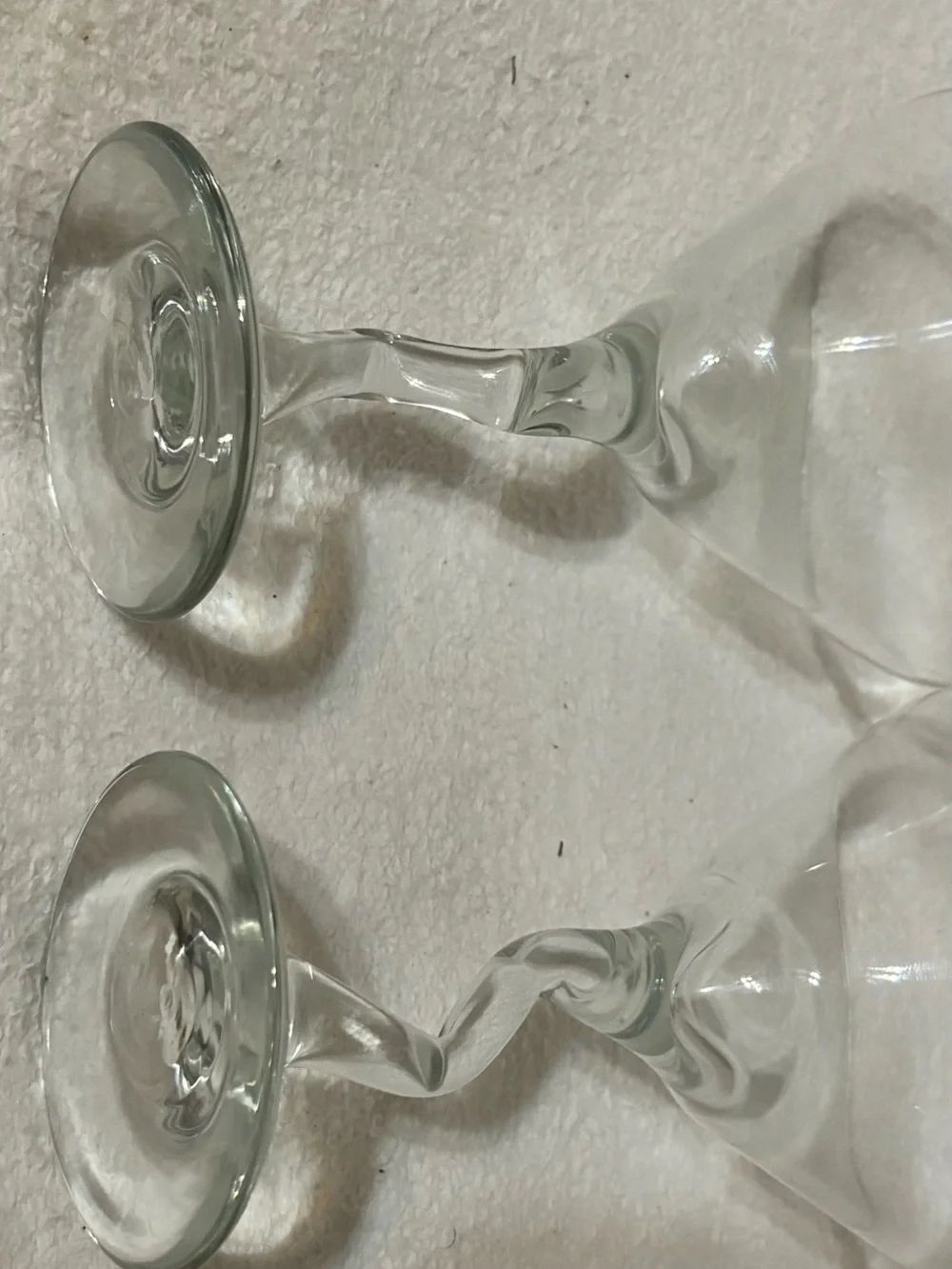 Set of 2 Clear Twisted Stem Cocktail Glasses